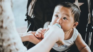 stoppen flesvoeding