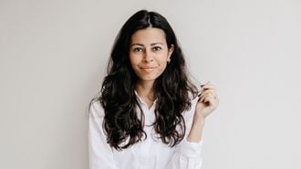Salwa van der Gaag (34) over de mentale load van moeders: ‘Vaders zijn veel capabeler dan we als maatschappij doen voorkomen’