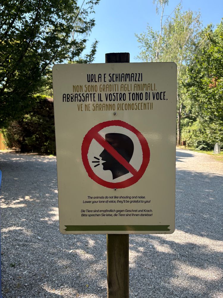 Parco Zoo Punta Verde, een schaduwrijke en groene dierentuin in Lignano Sabbiodoro.