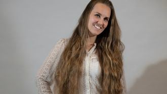 Vrouw met lang haar