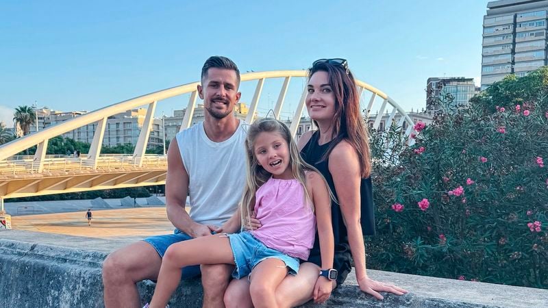 Eva en haar gezin wonen in Valencia: ‘Emigreren maakt je leven niet rustiger, maar vaak wel leuker’