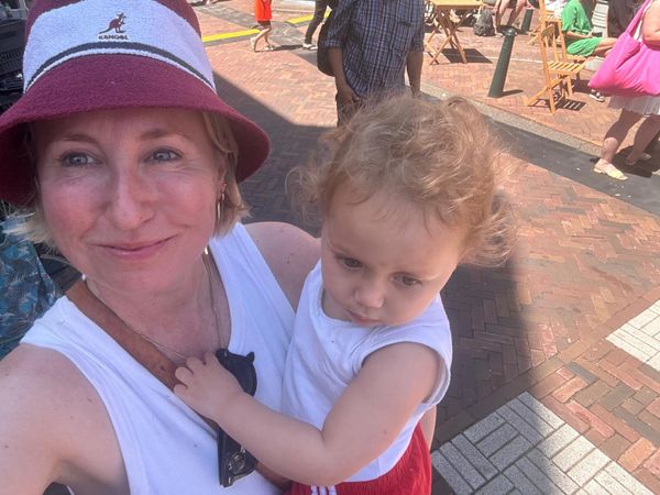 Maureen (41) raakt zwanger tijdens donortraject: ‘Drie maanden wist ik niet wie de vader was’