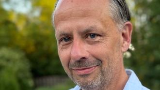 Waarom praat mijn kind liever met AI dan met mij? Vader Machiel (53) weet wat we zijn kwijtgeraakt