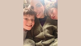 Moeder (40) is blij dat de meivakantie voorbij is: 'Ik slingerde voortdurend tussen mijn werk en de kinderen'