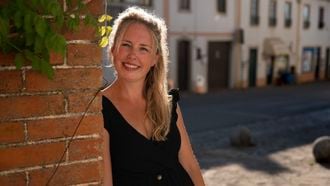 Petra (37) emigreerde met haar gezin naar Portugal: 'De hele basis, de veiligheid, was weg'