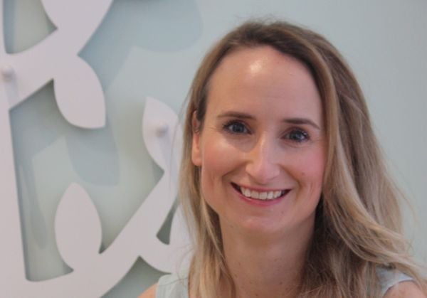 Rouwexpert Jasmijn Kuijten: ‘Juist na de eerste maanden wordt het voor ouders extra zwaar’