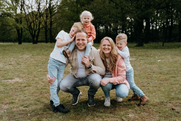 Bjorn Visser (38) verloor zijn tweeling na 3 dagen: ‘Als man denk je soms dat je sterk moet zijn’