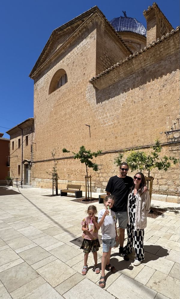 Talitha met haar gezin in Spanje