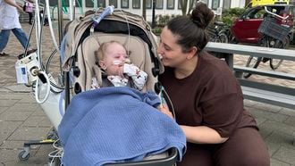De zoon van Elif (28) heeft een ernstige hartaandoening: 'We hoorden meerdere keren per dag dat hij het niet zou halen'