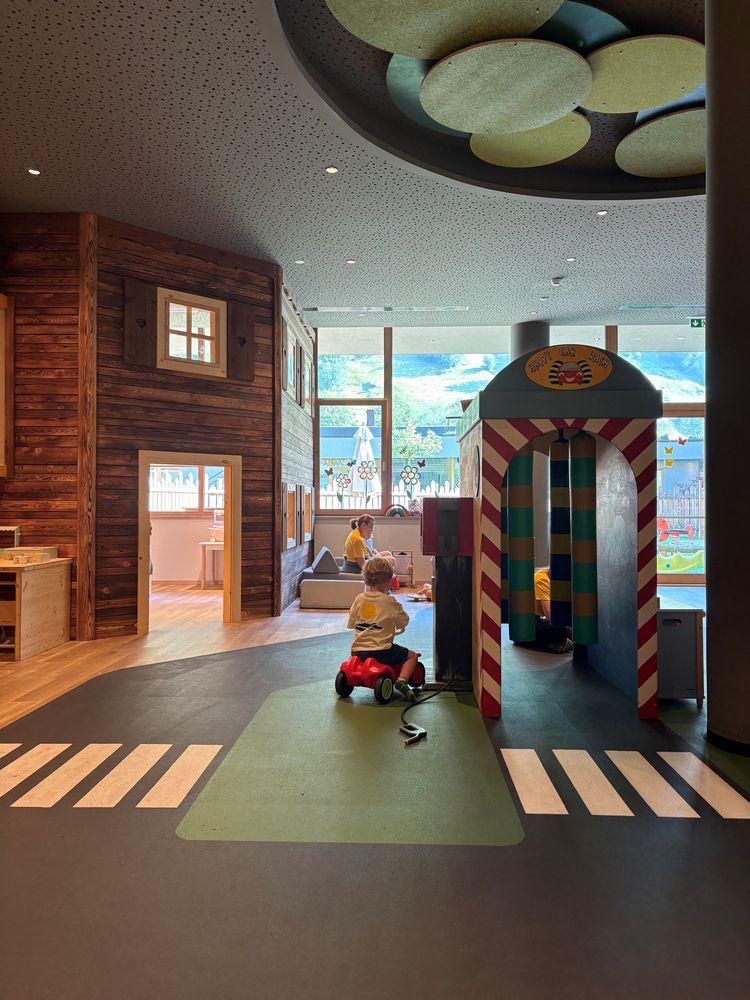 Volop speelmogelijkheden in het familieresort.