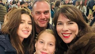 Vader, moeder en twee dochters